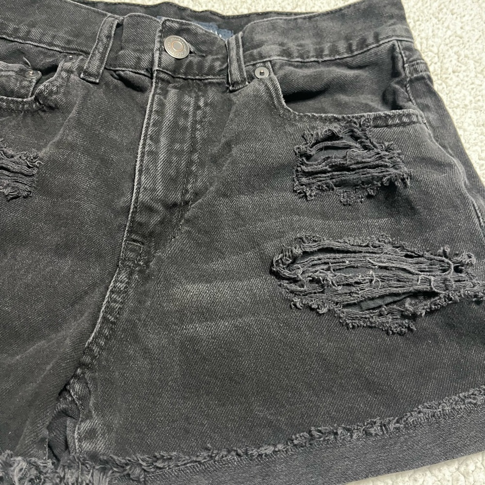 Aeropostale High-Waisted Distressed Black Denim Mom Shorts - Picture 3 of 9